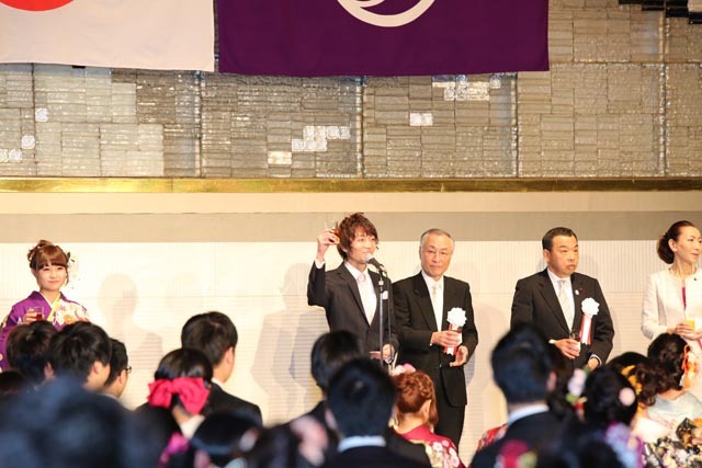 乾杯　関川運営委員
