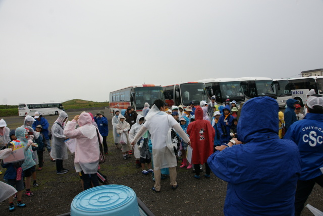 まだまだ合羽を手放せない雨模様です
